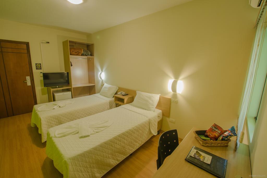 Hotel Dom Thomaz Jaguariaíva Kültér fotó
